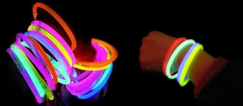 pulseras que brillan en la oscuridad baratas